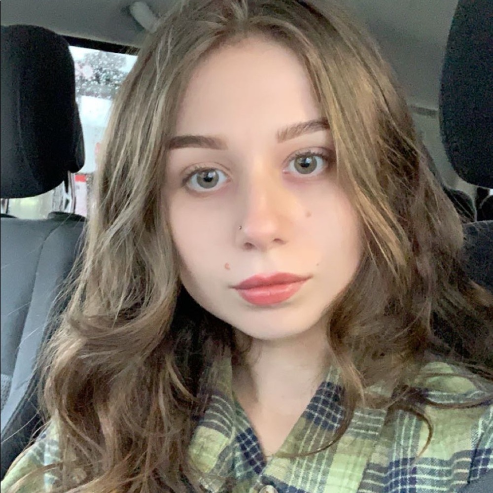 Meet your Posher, Ariel